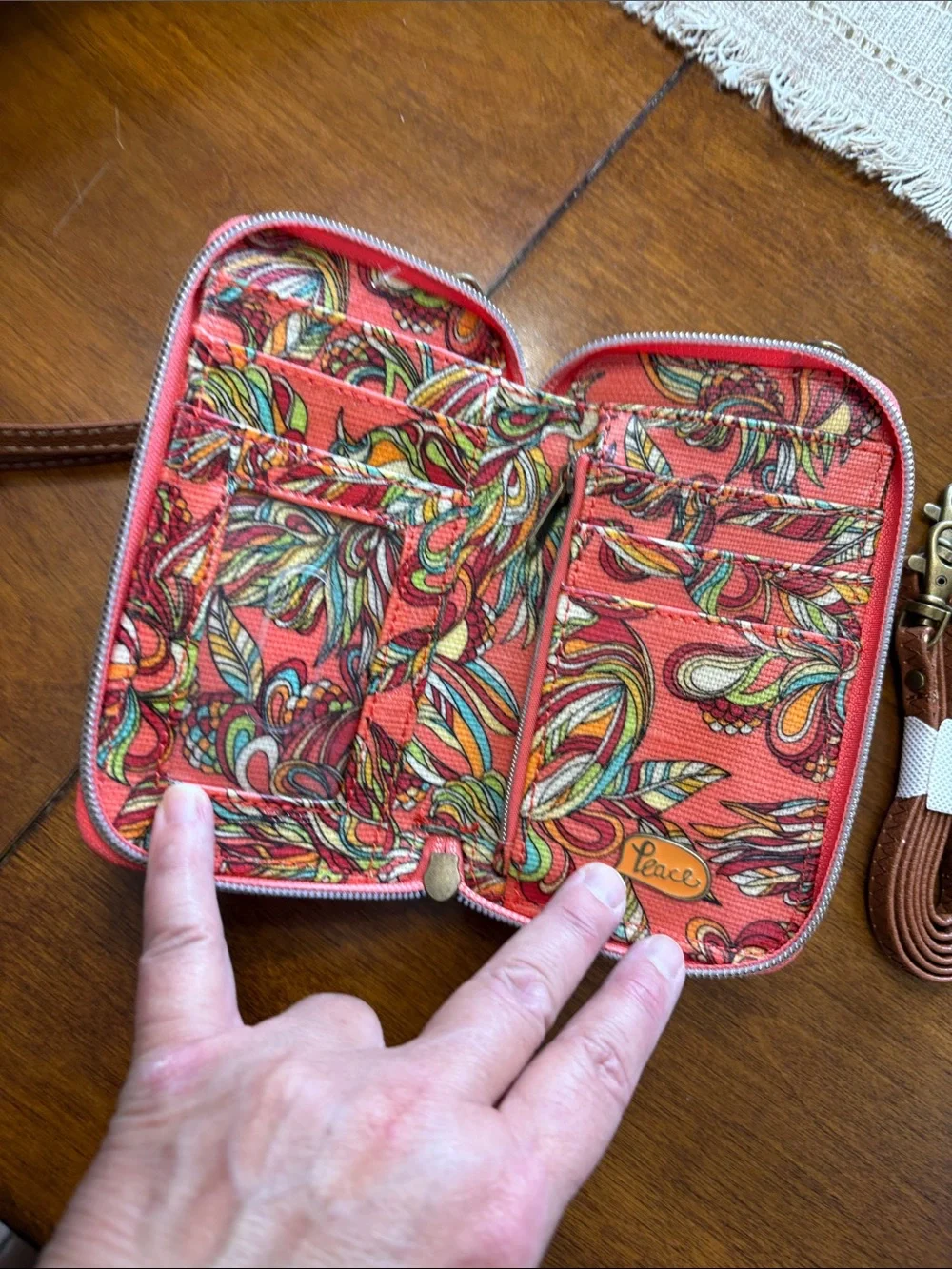 SAK‎ ROOTS WOMENS CROSSBODY PHONE CASE CARD HOLDER